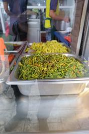 Ada 2 cawangan anda boleh kunjungi. Nasi Ahmad Ampang Thokohmakan