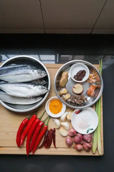Set a (nasi putih + ikan jaket terangkat + pajeri nenas + sambal belacan). Ikan Cencaru Sumbat Sambal Recipe Thokohmakan