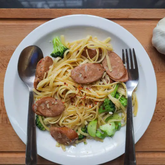 Chorizo broccoli aglio olio [Recipe]