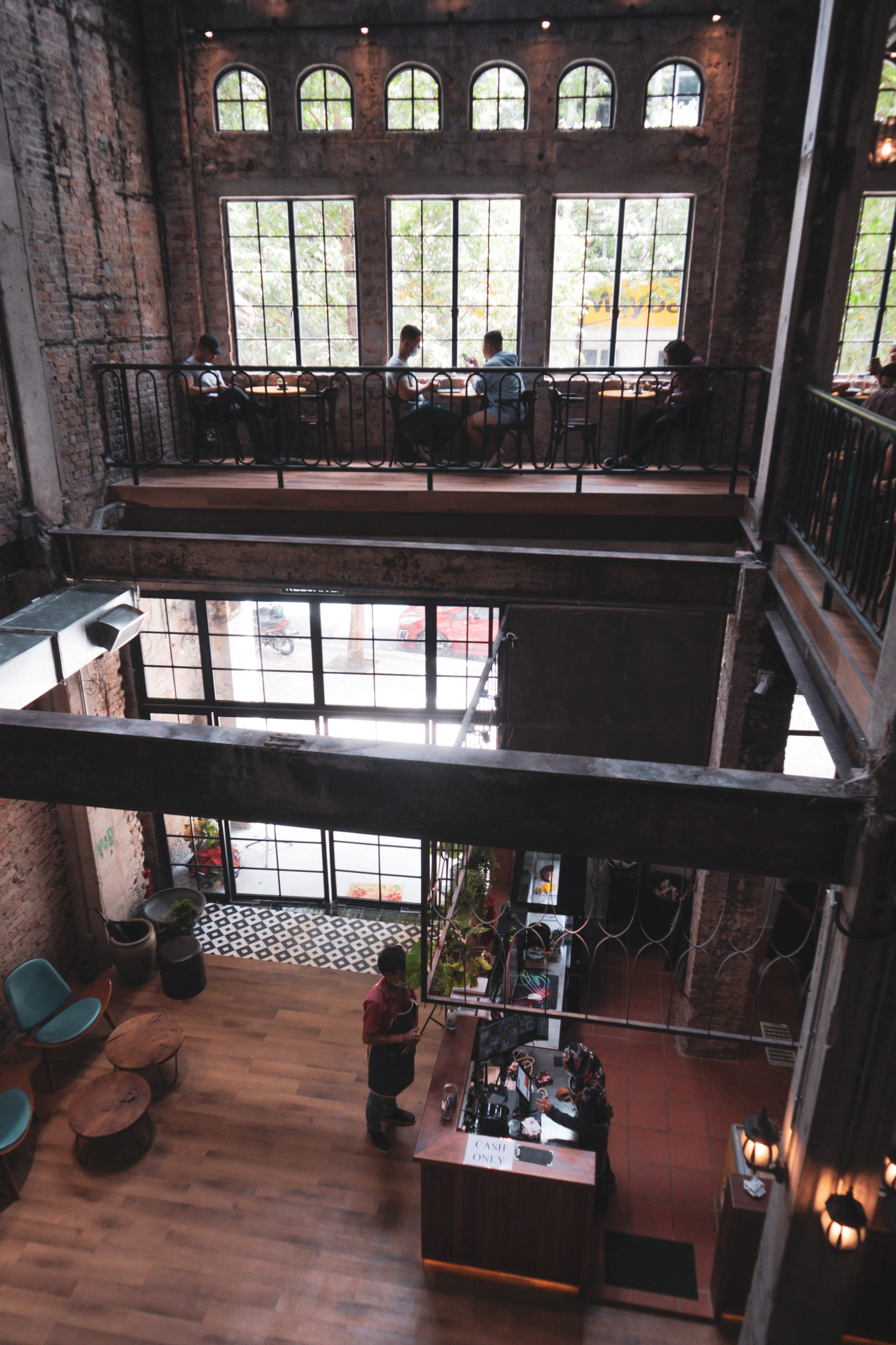 Light Capture Café, Jalan Tun HS Lee Thokohmakan