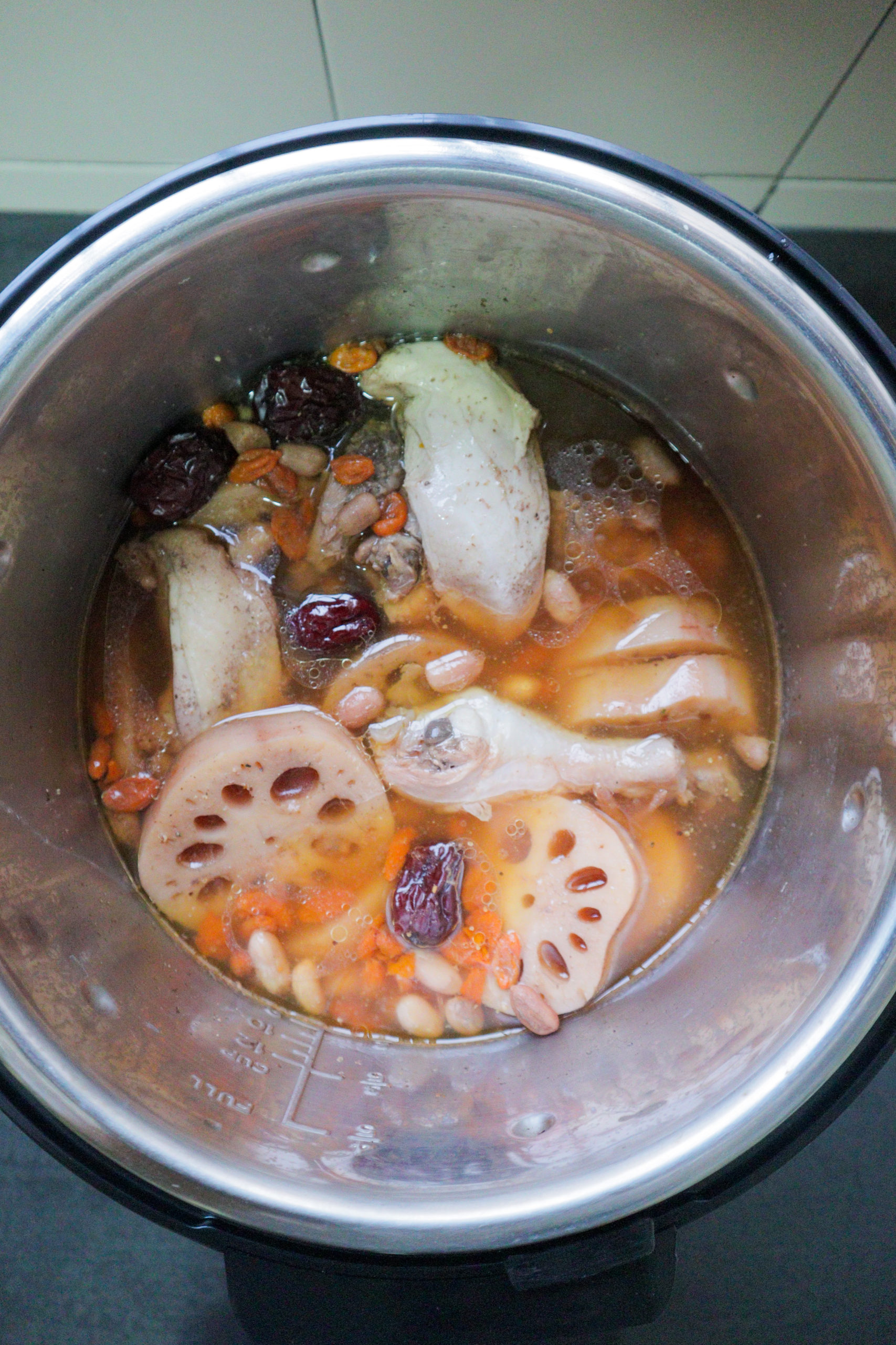 Lotus root peanut soup 花生莲藕汤 [Pressure cooker recipe]