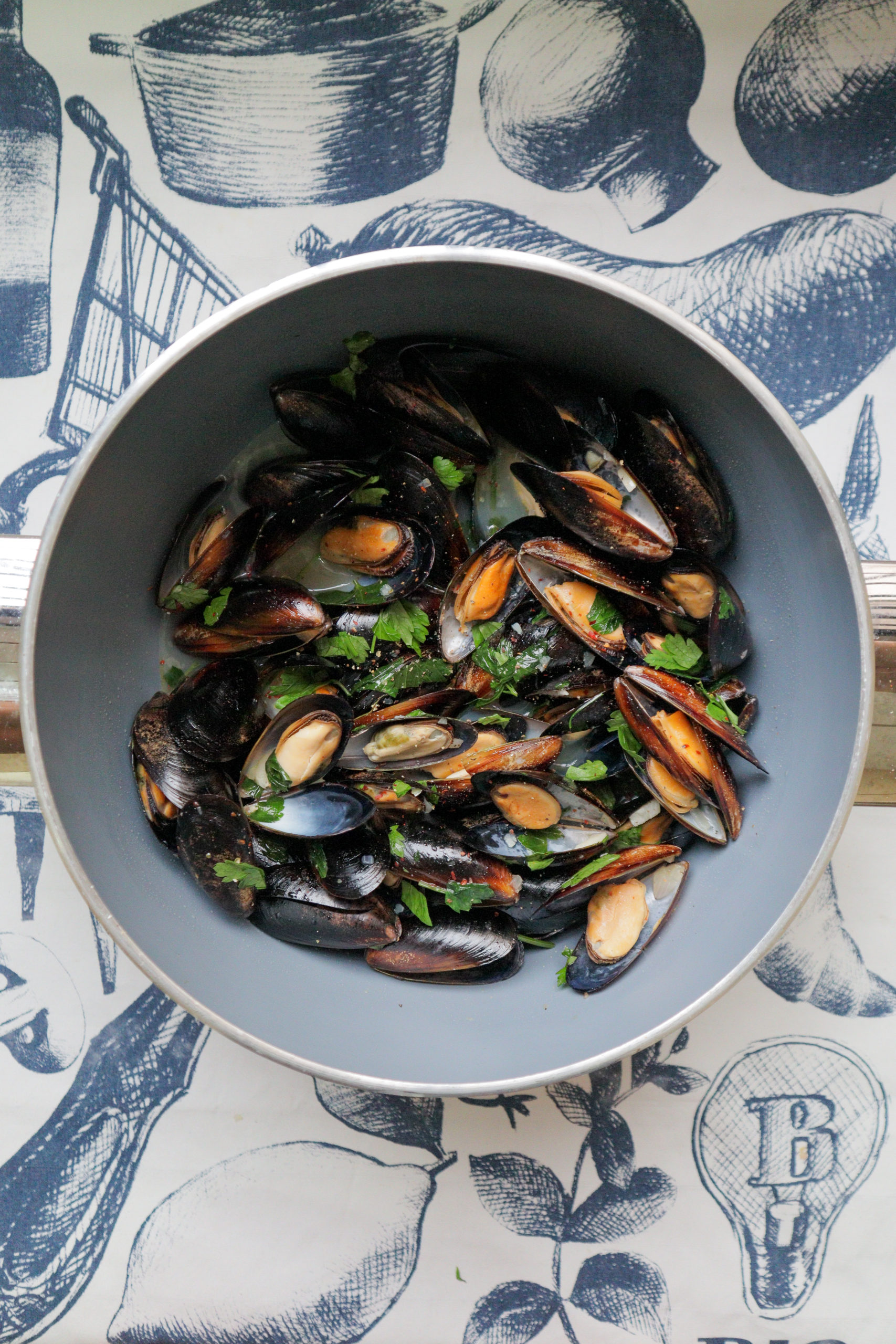 Mussels In White Wine And Garlic Recipe Thokohmakan 