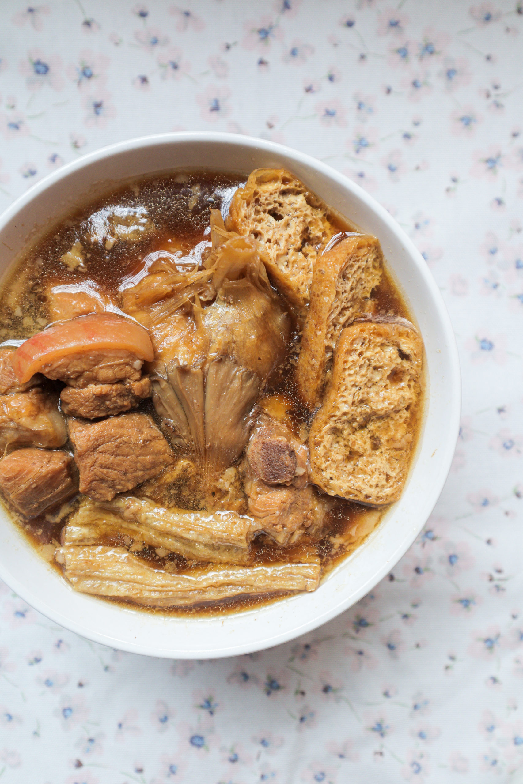 Bak Kut Teh [Pressure cooker recipe] - Thokohmakan