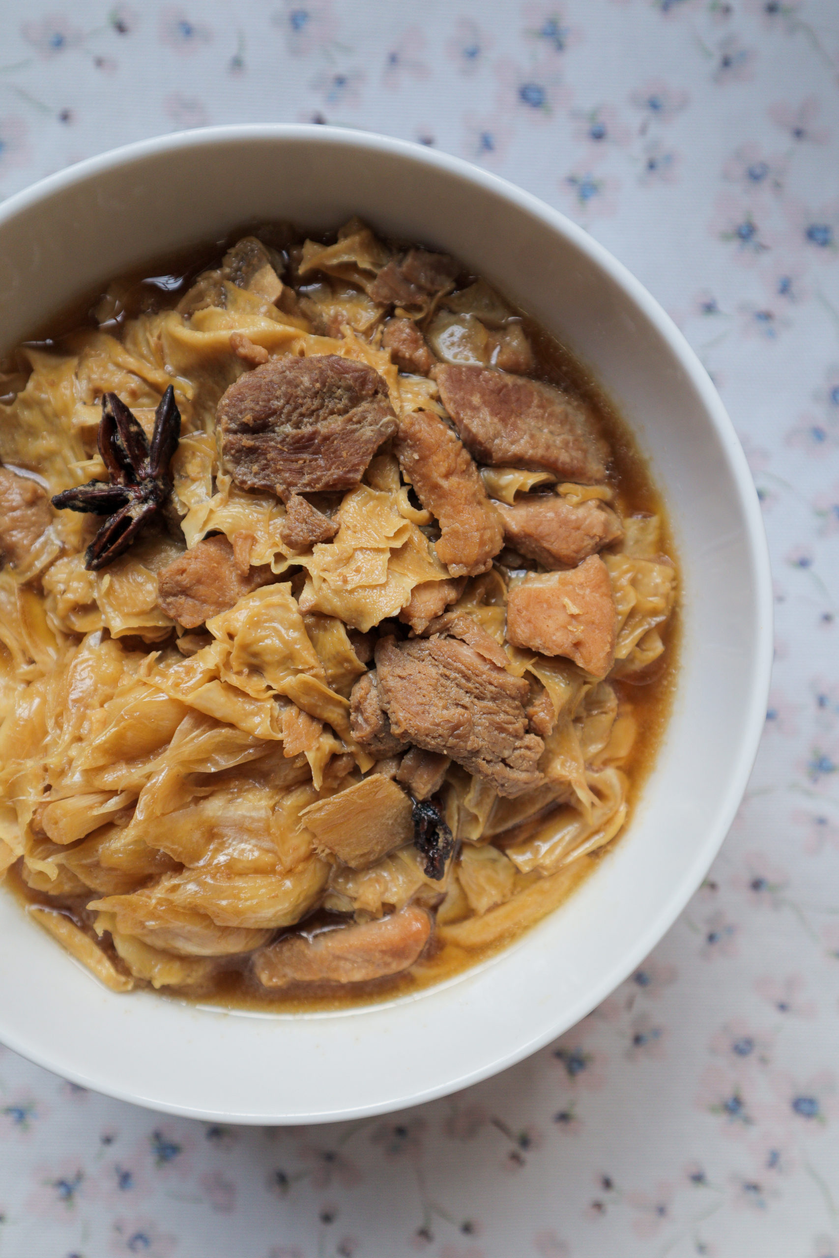 Braised pork with fu chuk [Pressure Cooker Recipe] - Thokohmakan