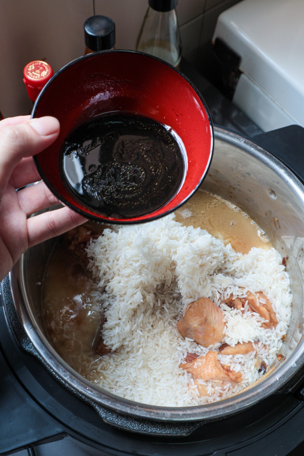Claypot chicken rice [Pressure cooker recipe] - Thokohmakan
