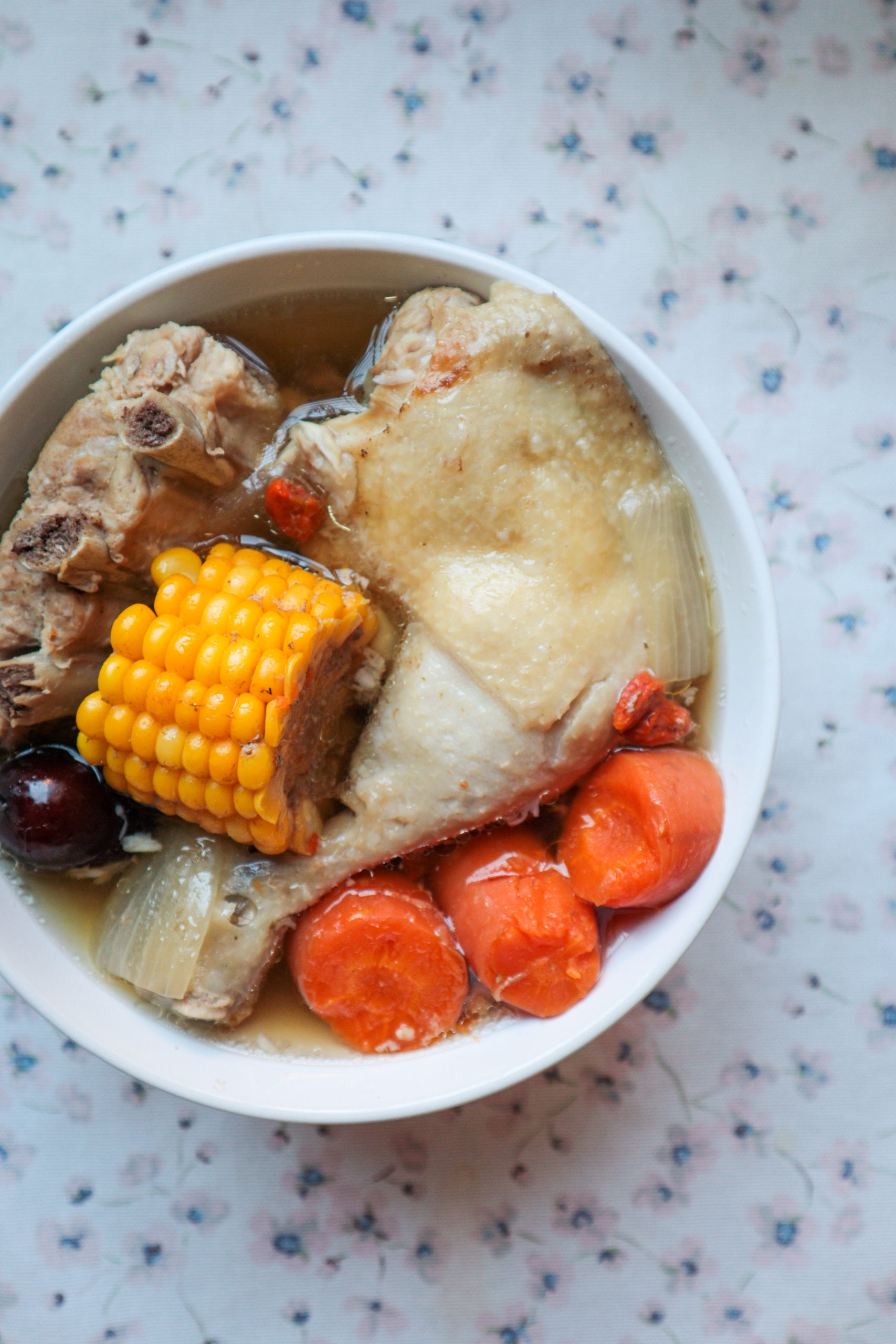 Sweet corn pork ribs soup [Pressure cooker Recipe] Thokohmakan