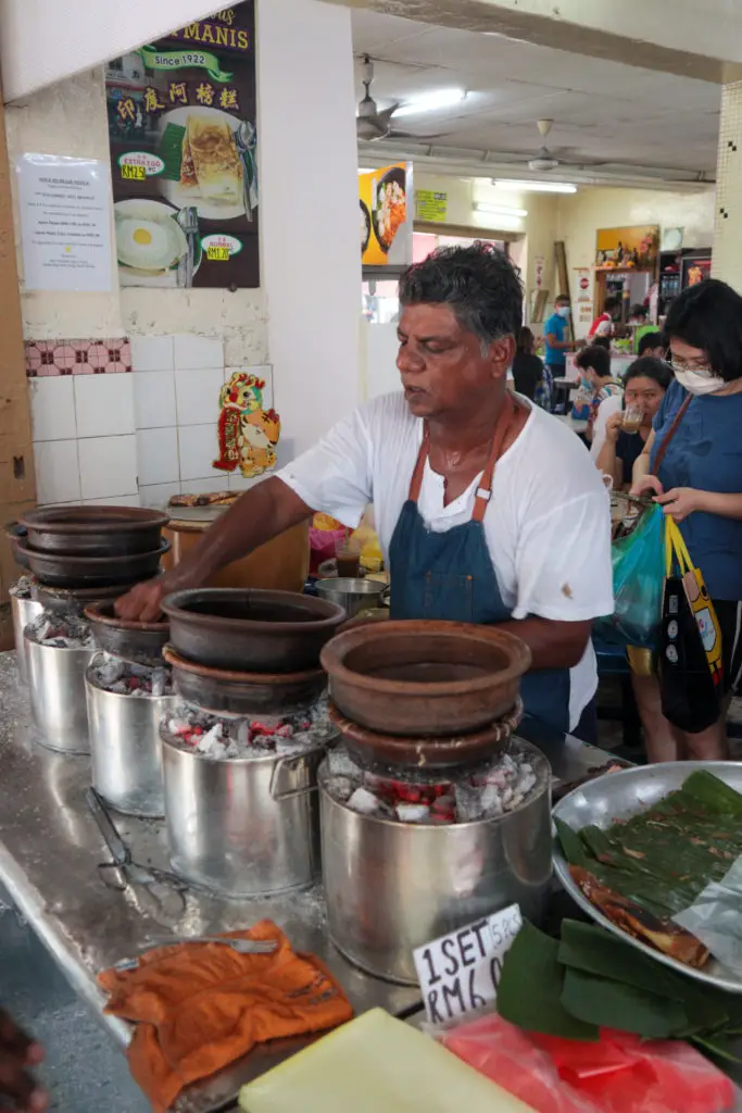 Ravi's Claypot Apom Manis