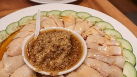 Soup Restaurant One Utama 三盅兩件 