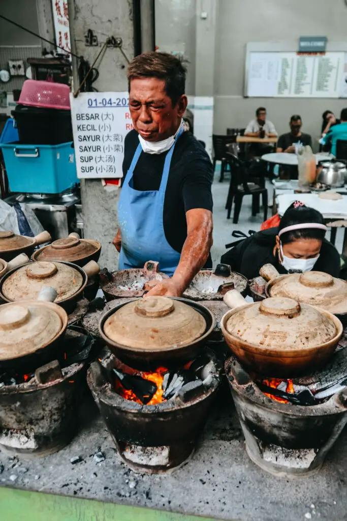 168 Claypot Chicken Rice