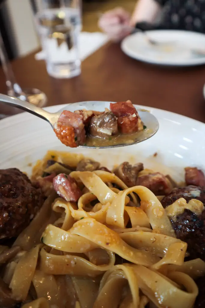 Pentos & Basil