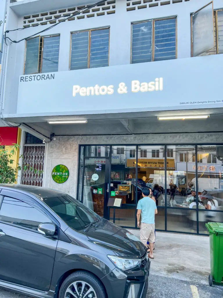 Pentos & Basil