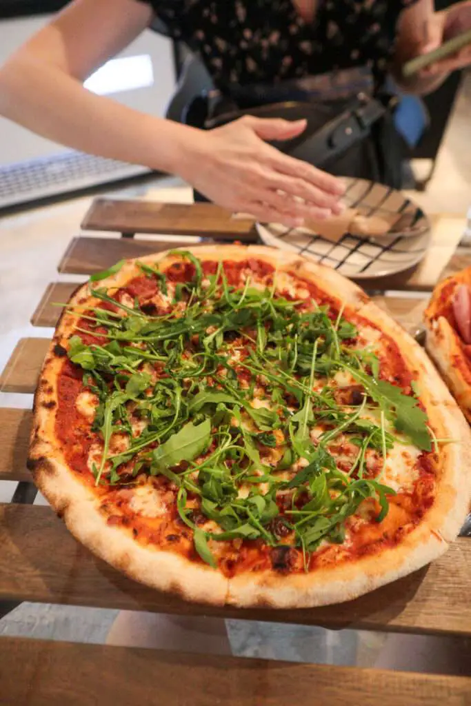 Dante Carlos Pizzeria