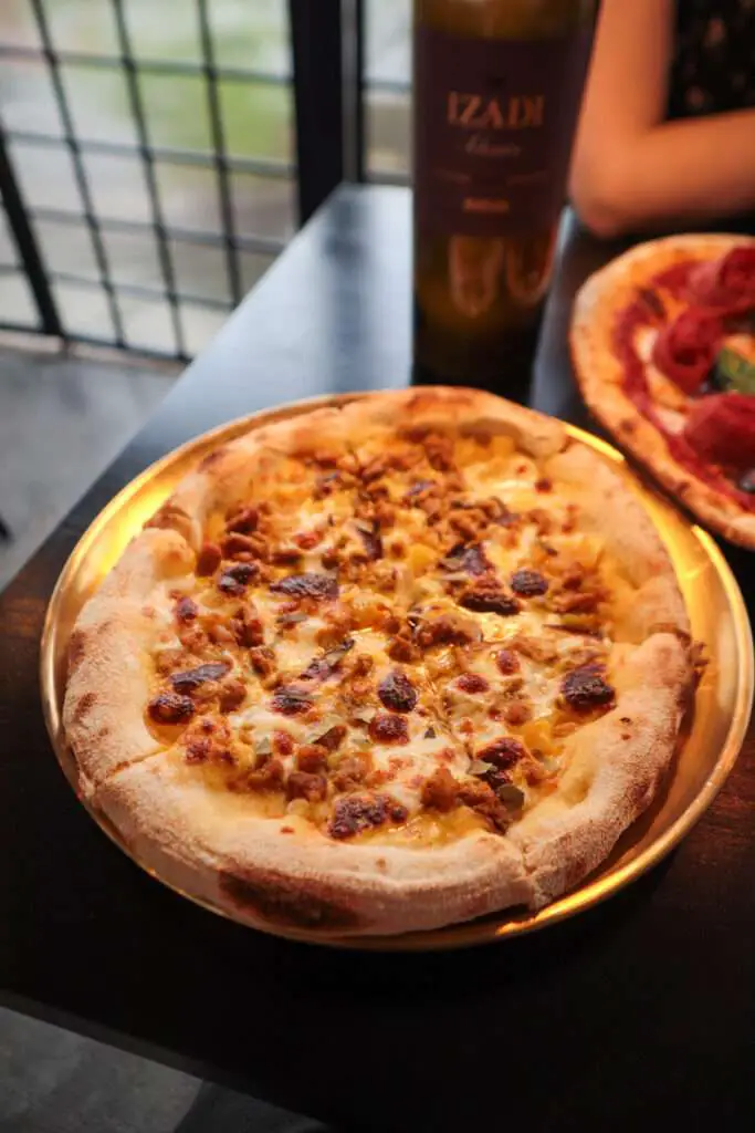 Dante Carlos Pizzeria